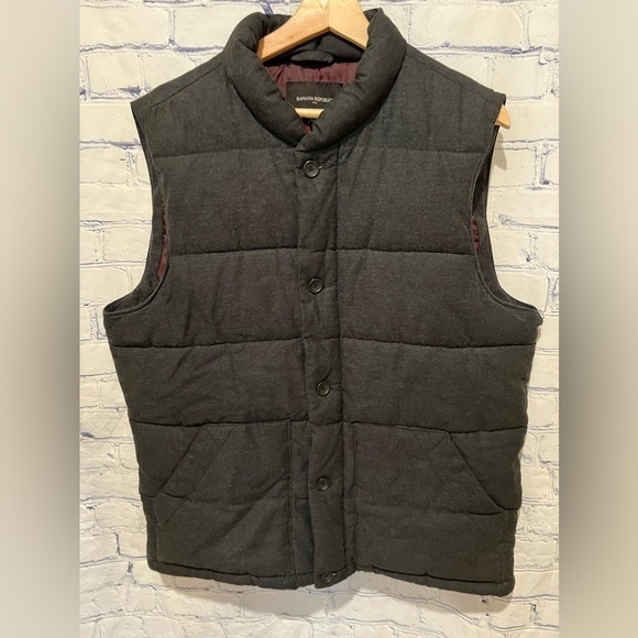 Banana Republic Other - Men's Banana Republic Quilted Puffer Vest Sz L
